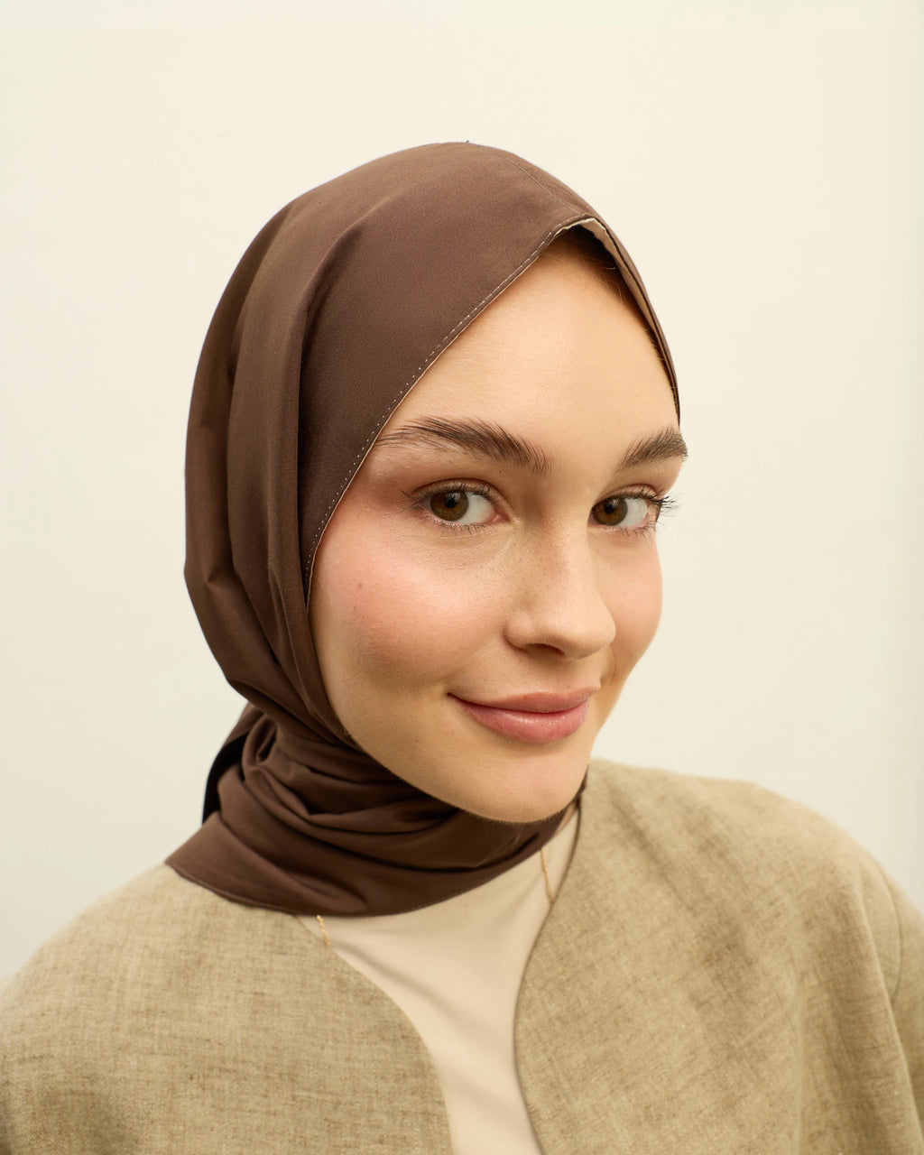 Mona Poli • Acı Kahve