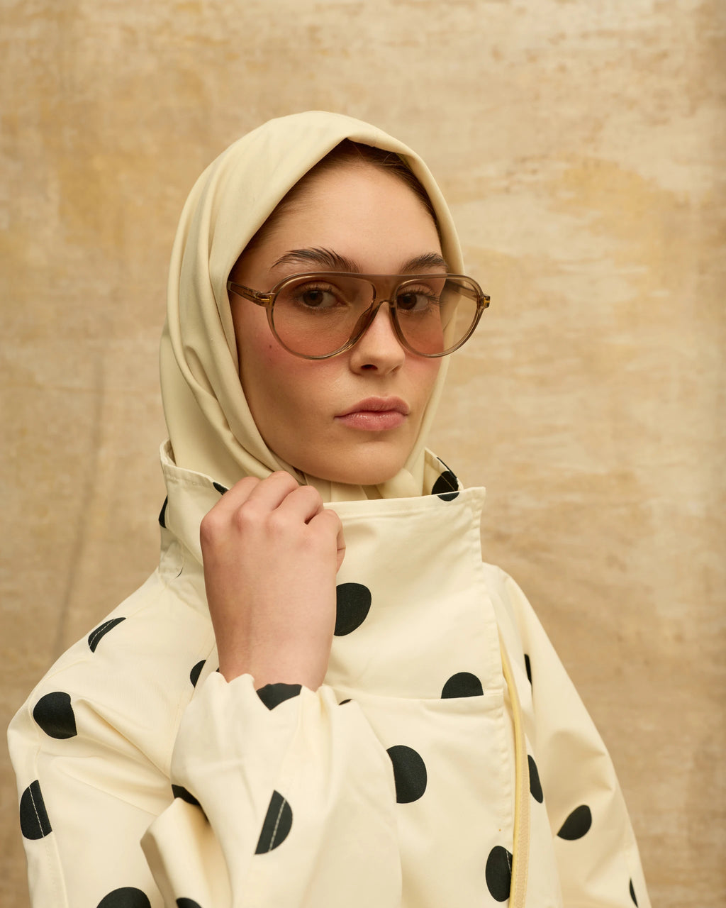 Mona Poli • Çağla