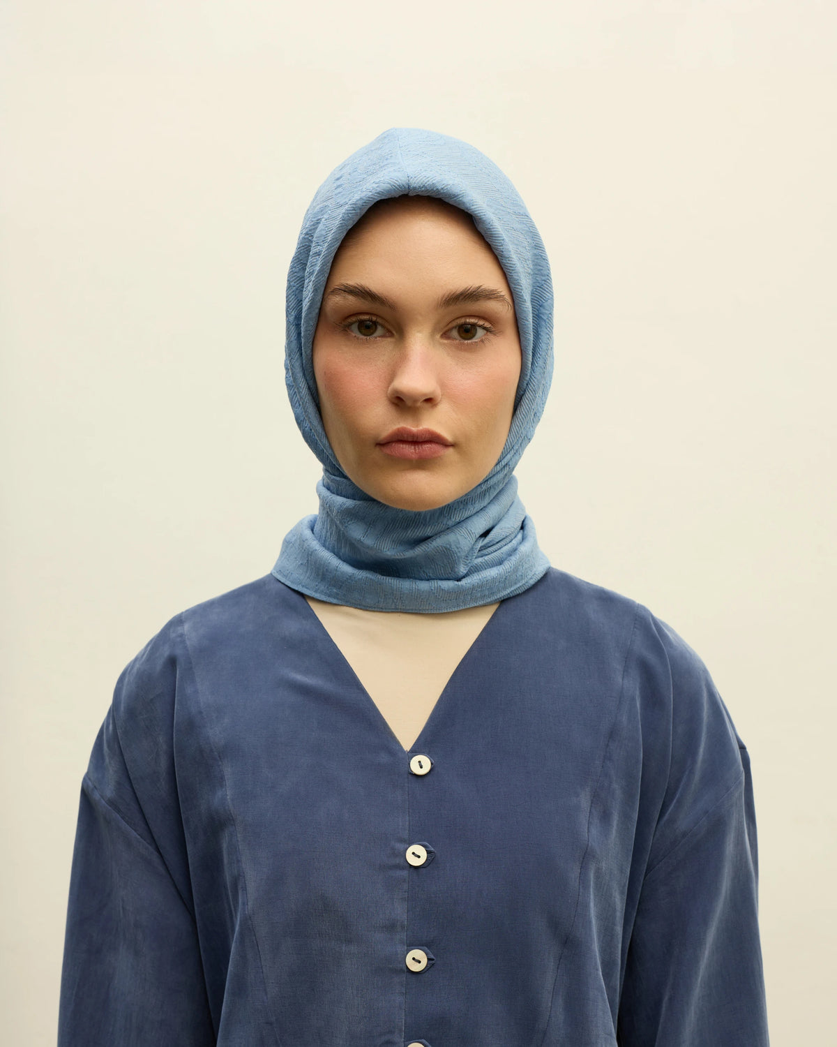 Lara Poli • Mavi
