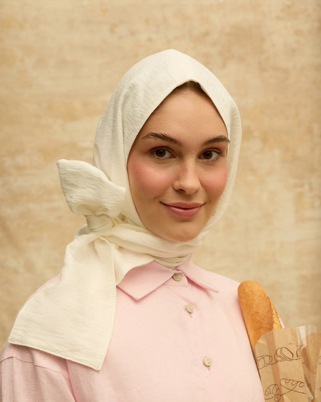 Lara Poli • Beyaz
